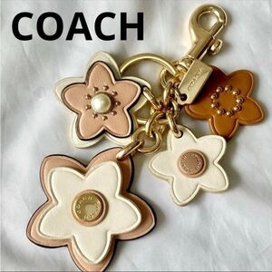 NWOT COACH Beautiful Wildflower Cluster Bag Designer Key Charm For Handbag